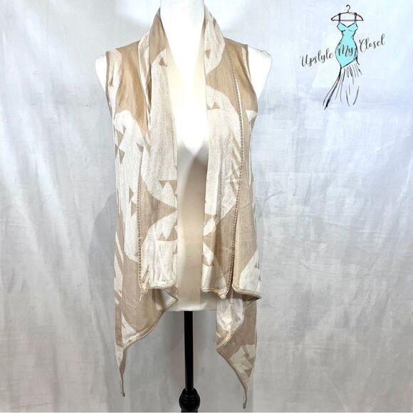 Tan and ivory tribal print cardigan sweater size medium - Picture 1 of 5
